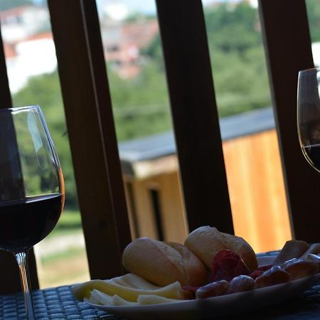 Cabanas Compostela - Cabana A Carballeira Сантяго де Компостела Екстериор снимка
